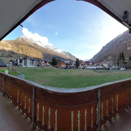Grosse In Taesch, Nahe Zermatt, Bergblick Täsch